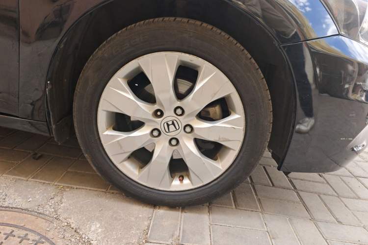 Used Honda Accord 2011 2.4L EX Right Front Wheel Hub