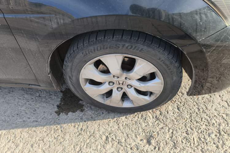 Used Honda Accord 2011 2.4L LX Right Front Wheel Hub