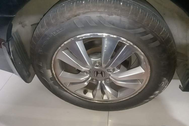Used Honda Accord 2011 2.0L EX Right Rear Wheel Hub