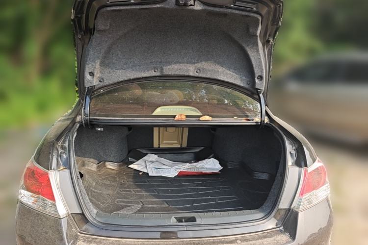 Used Honda Accord 2011 2.4L EX Trunk
