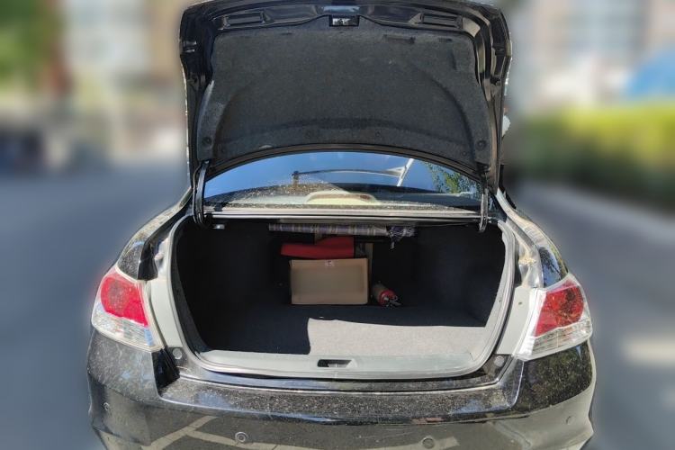 Used Honda Accord 2011 2.4L LX Trunk