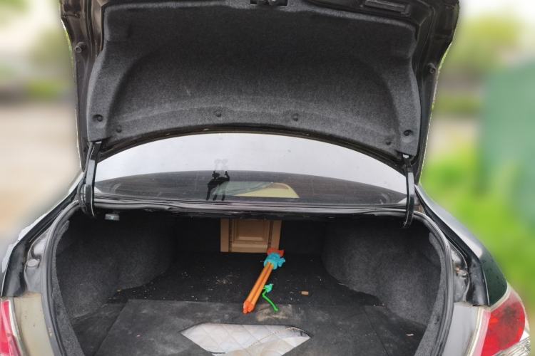 Used Honda Accord 2011 2.0L EX Trunk