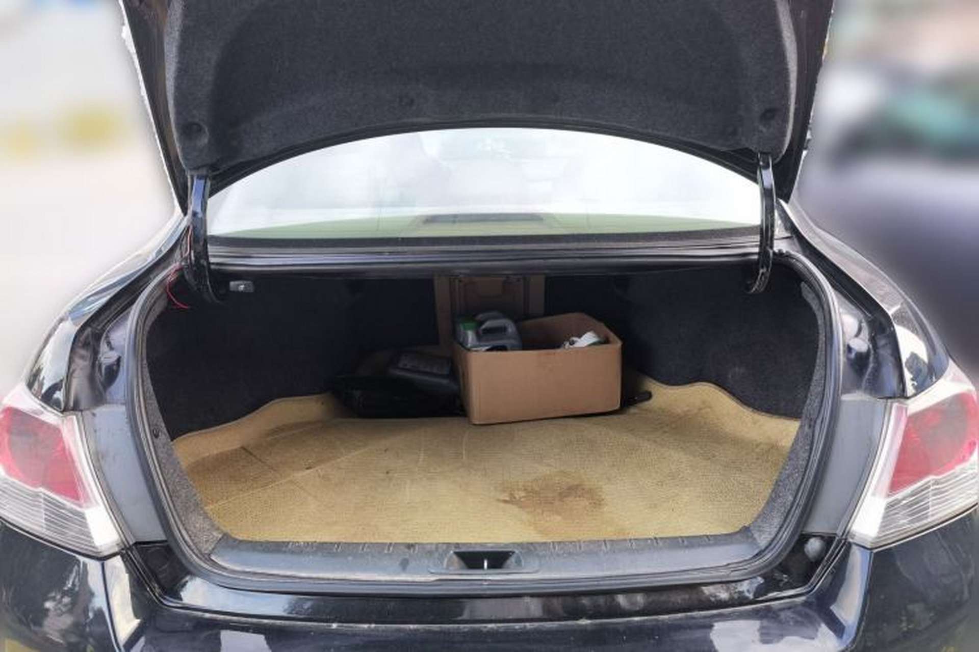 Used Honda Accord 2011 2.0L EX Trunk