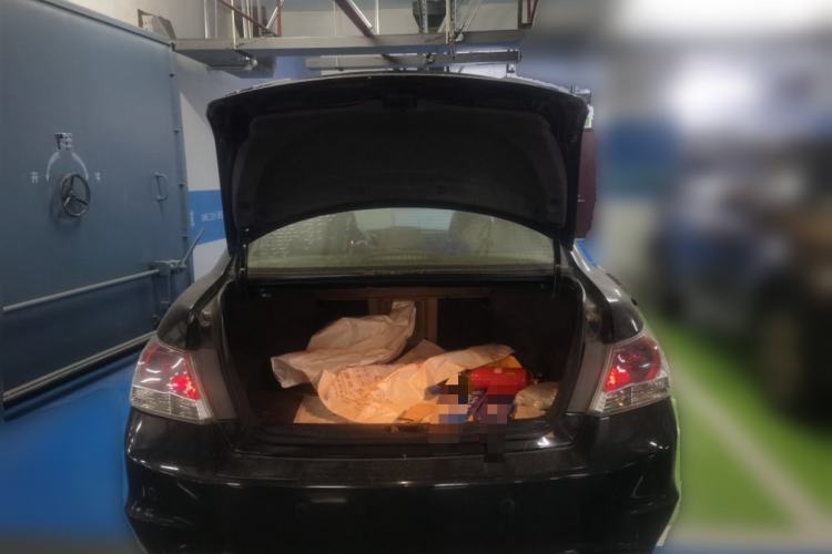 Used Honda Accord 2011 2.4L EXL Navi Trunk
