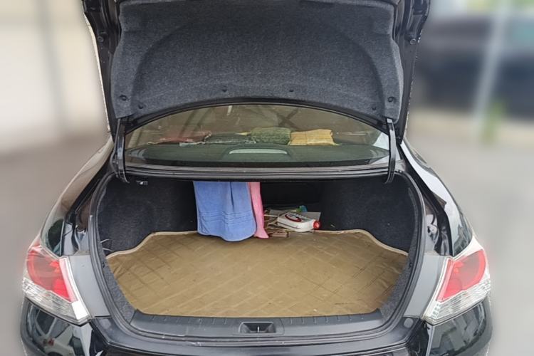 Used Honda Accord 2011 2.4L EX Trunk