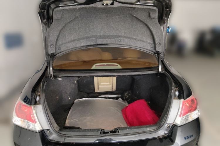 Used Honda Accord 2011 2.0L EX Trunk