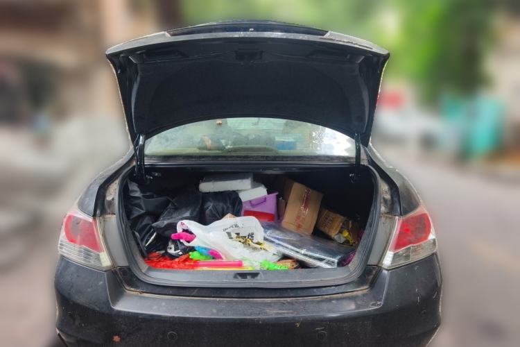 Used Honda Accord 2011 2.0L EX Trunk