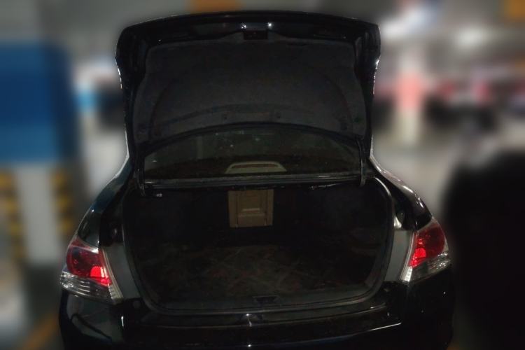 Used Honda Accord 2011 2.0L EX Trunk