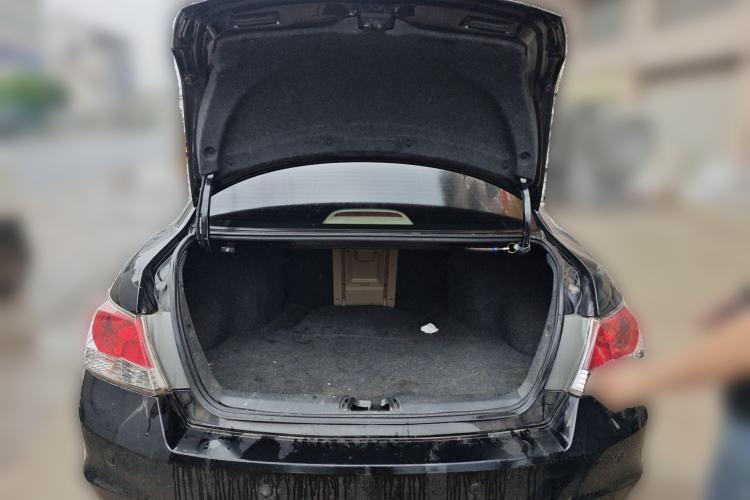 Used Honda Accord 2011 2.0L EX Trunk