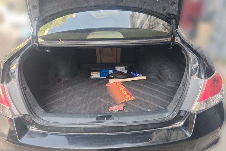 Used Honda Accord 2011 2.4L EX Trunk
