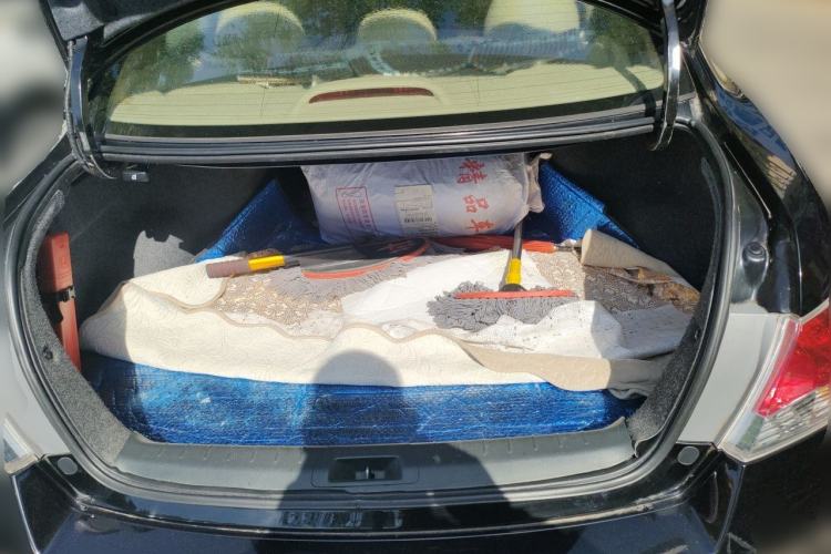 Used Honda Accord 2011 2.0L EX Trunk