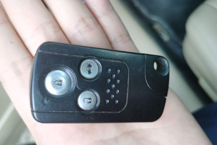 Used Honda Accord 2011 2.4L EX Vehicle Key