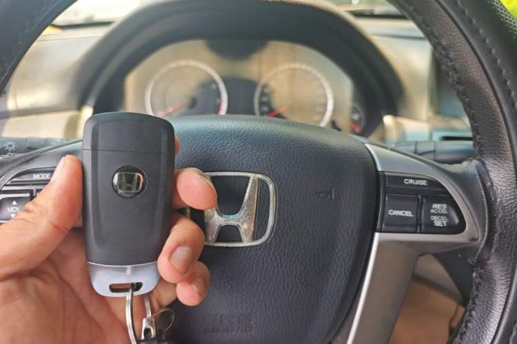 Used Honda Accord 2011 2.0L EX Vehicle Key