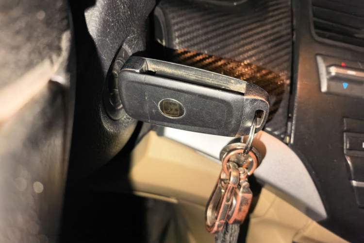 Used Honda Accord 2011 2.0L EX Vehicle Key