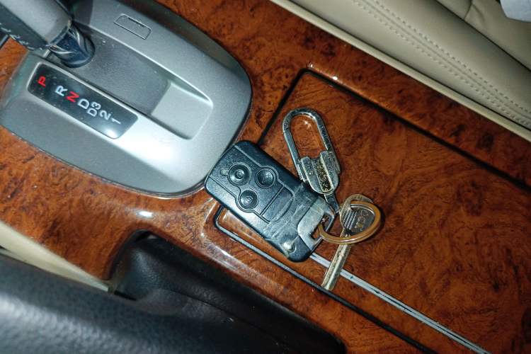 Used Honda Accord 2011 2.0L EX Vehicle Key
