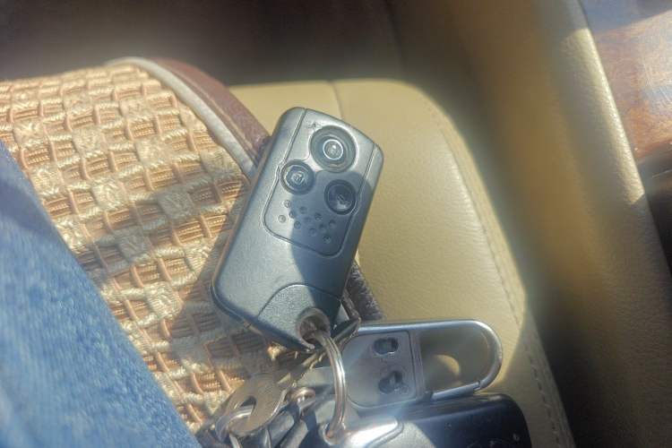 Used Honda Accord 2011 2.4L EX Vehicle Key