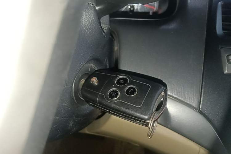 Used Honda Accord 2011 2.0L EX Vehicle Key