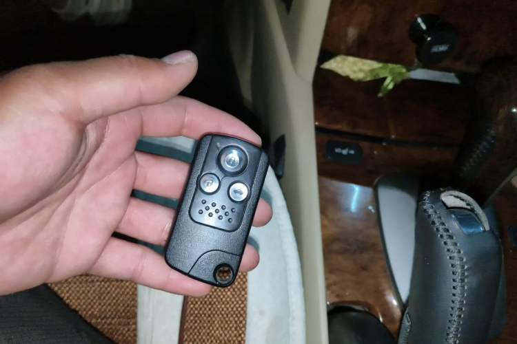 Used Honda Accord 2011 2.4L EX Navi Vehicle Key