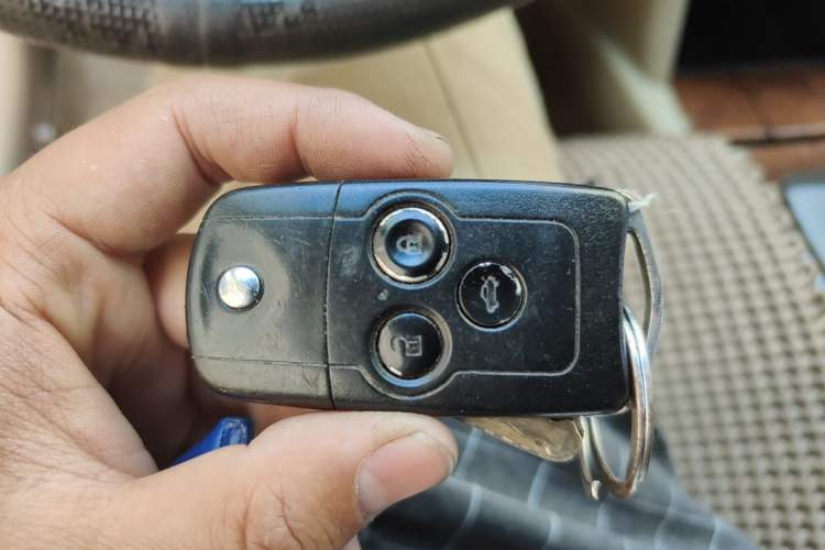 Used Honda Accord 2011 2.0L EX Vehicle Key