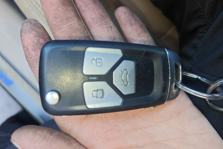 Used Honda Accord 2011 2.0L EX Vehicle Key