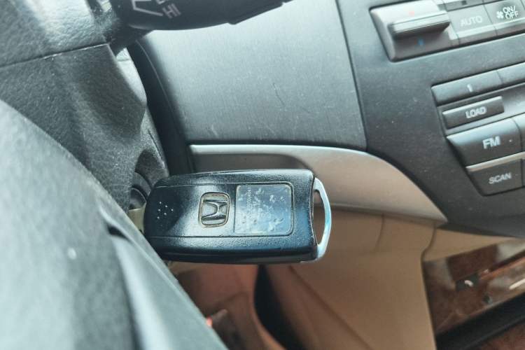 Used Honda Accord 2011 2.0L EX Vehicle Key