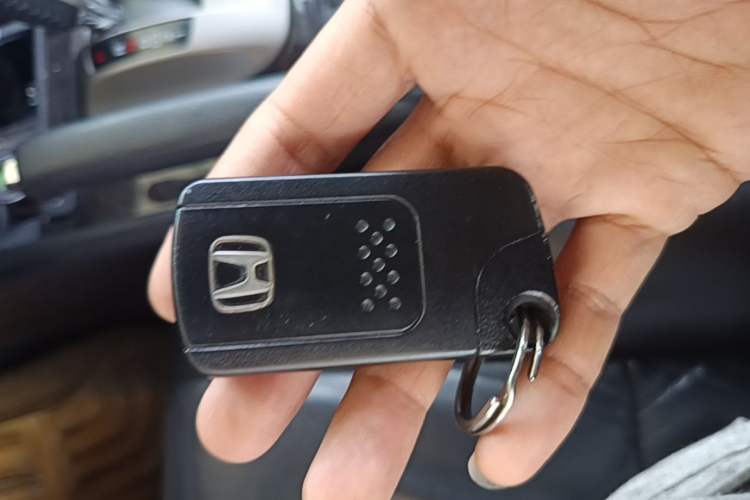 Used Honda Accord 2011 2.4L EX Vehicle Key