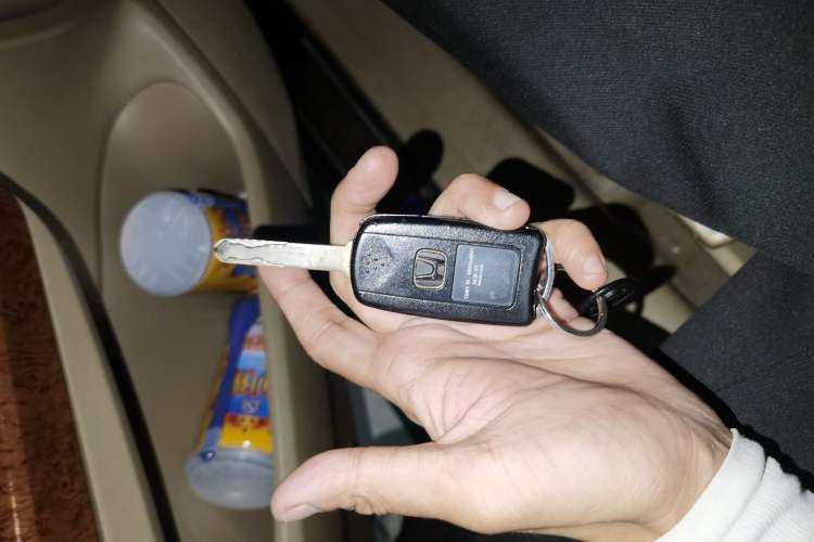 Used Honda Accord 2011 2.0L EX Vehicle Key