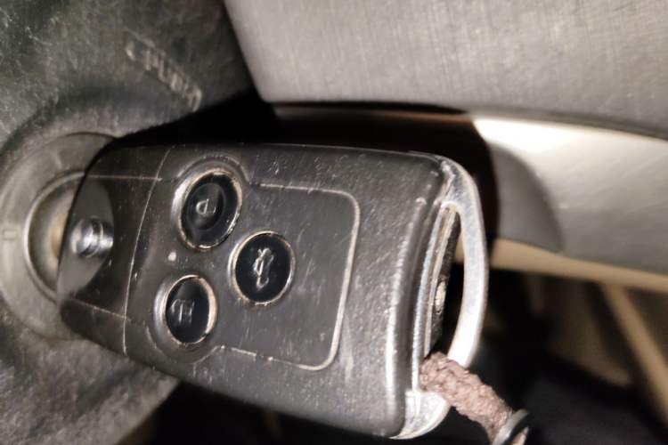 Used Honda Accord 2011 2.0L EX Vehicle Key