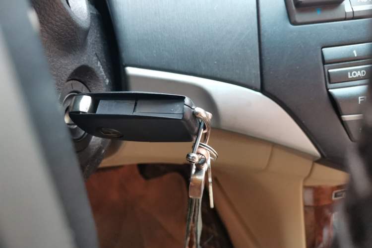 Used Honda Accord 2011 2.0L EX Vehicle Key