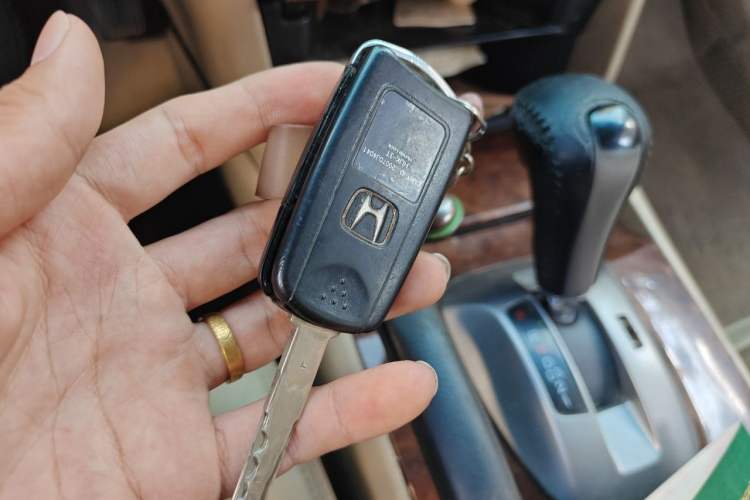 Used Honda Accord 2011 2.0L EX Vehicle Key