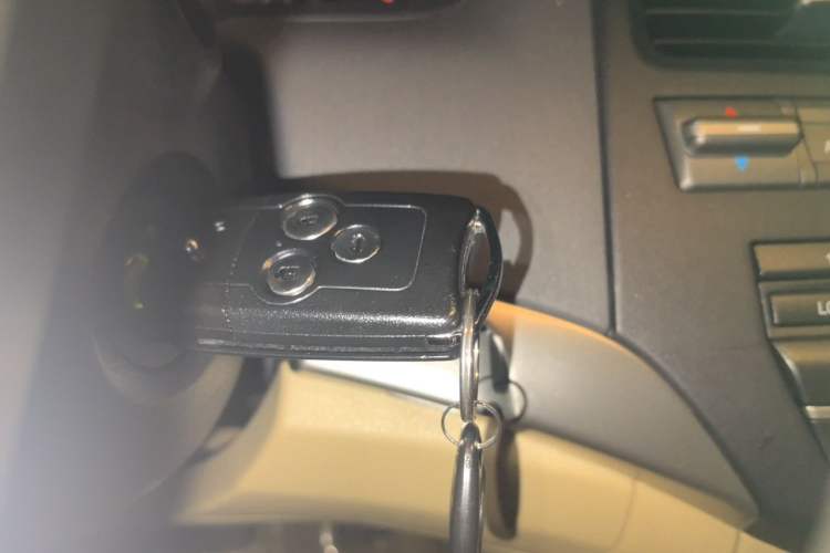 Used Honda Accord 2011 2.0L EX Vehicle Key