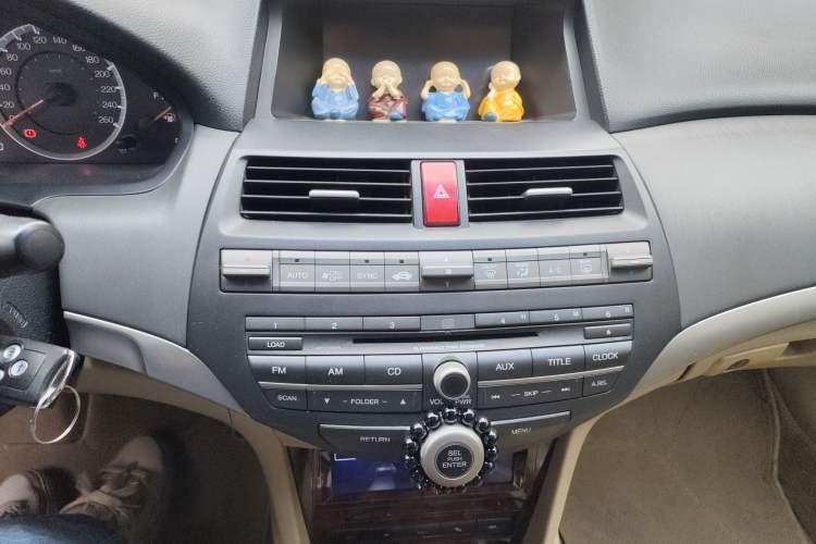 Used Honda Accord 2011 2.0L EX Audio And AC Panel