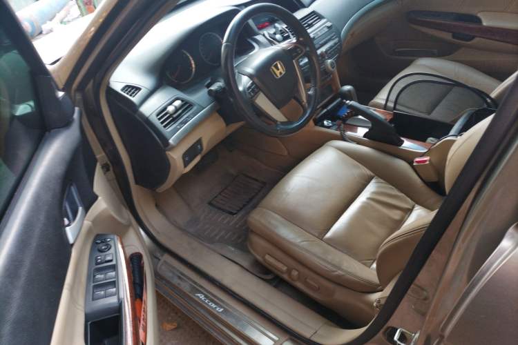 Used Honda Accord 2011 2.4L EX Driver Seat
