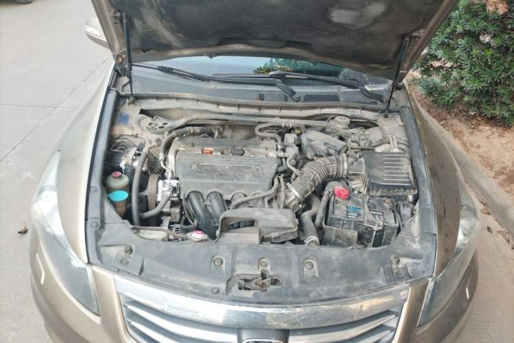 Used Honda Accord 2011 2.4L EX Engine Bay