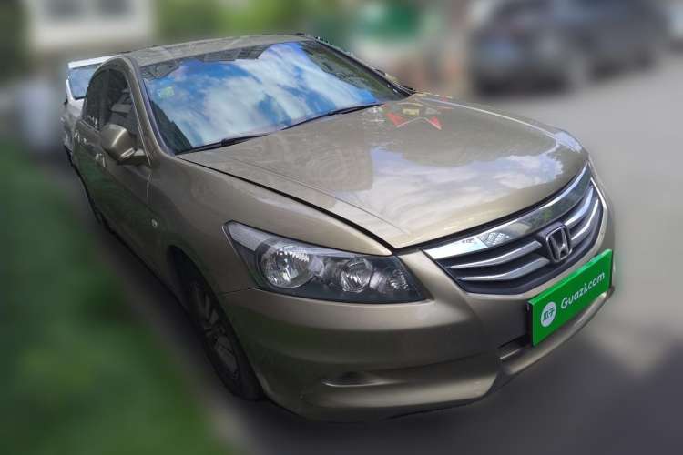 Used Honda Accord 2011 2.0L EX Front Right 45 Deg