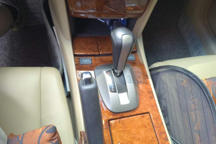 Used Honda Accord 2011 2.0L EX Gear Lever