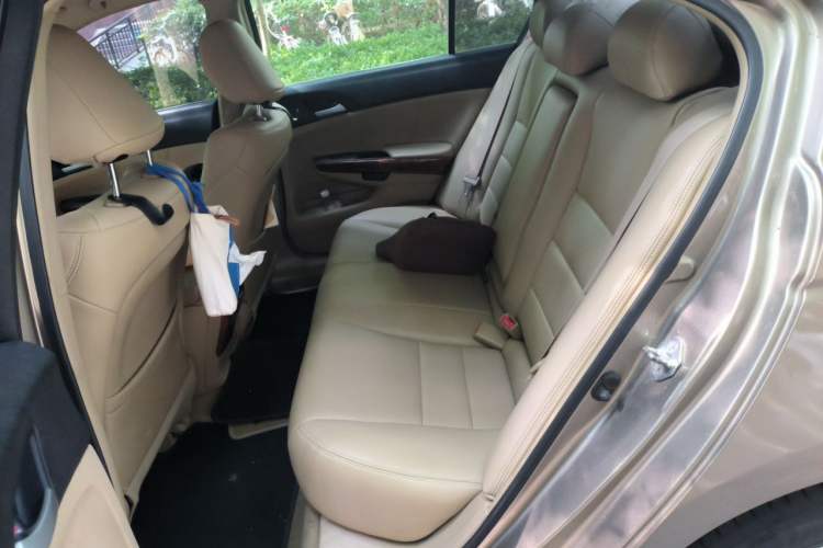 Used Honda Accord 2011 2.0L EX Left Rear Seat