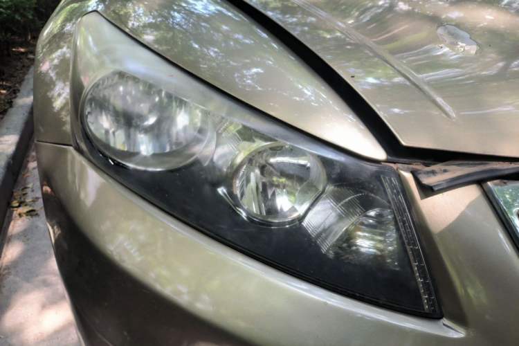Used Honda Accord 2011 2.0L EX Right Front Headlight