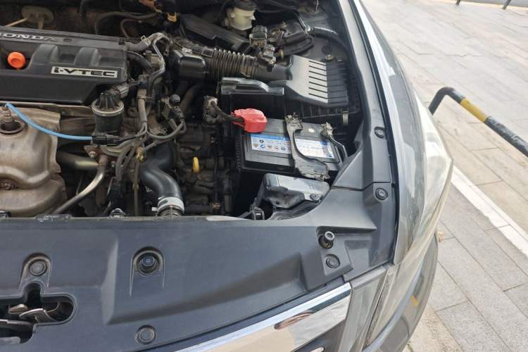 Used Honda Accord 2011 2.0L EX Engine Bay Left
