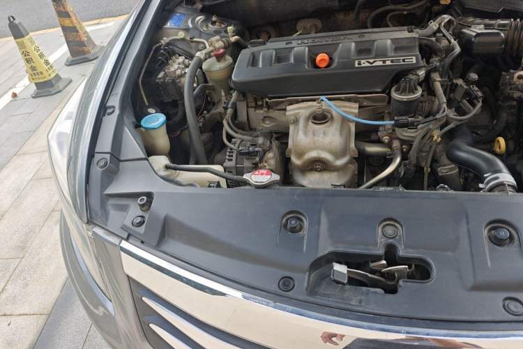 Used Honda Accord 2011 2.0L EX Engine Bay Right