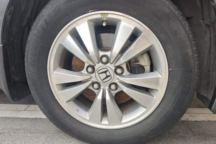 Used Honda Accord 2011 2.0L EX Right Front Wheel Hub
