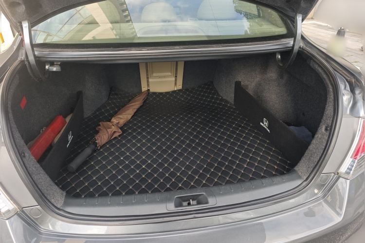 Used Honda Accord 2011 2.0L EX Trunk