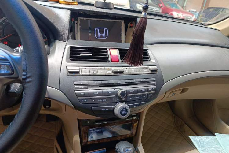 Used Honda Accord 2011 2.4L EX Audio And AC Panel