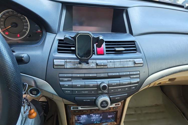 Used Honda Accord 2011 2.0L EX Audio And AC Panel