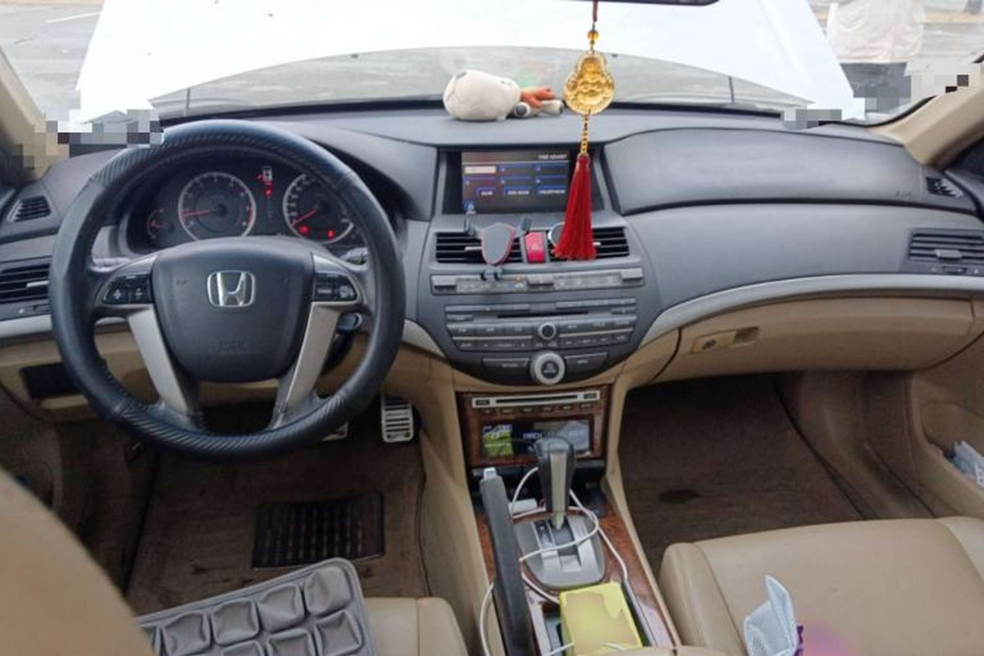 Used Honda Accord 2011 2.0L EX Center Console