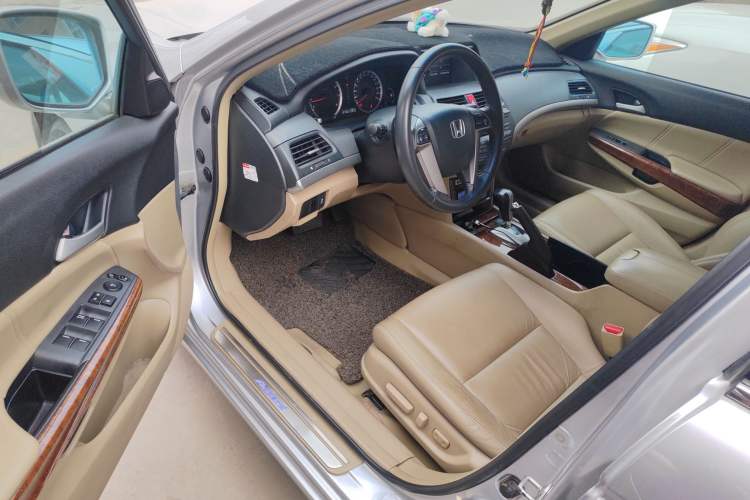 Used Honda Accord 2011 2.4L LX Driver Seat