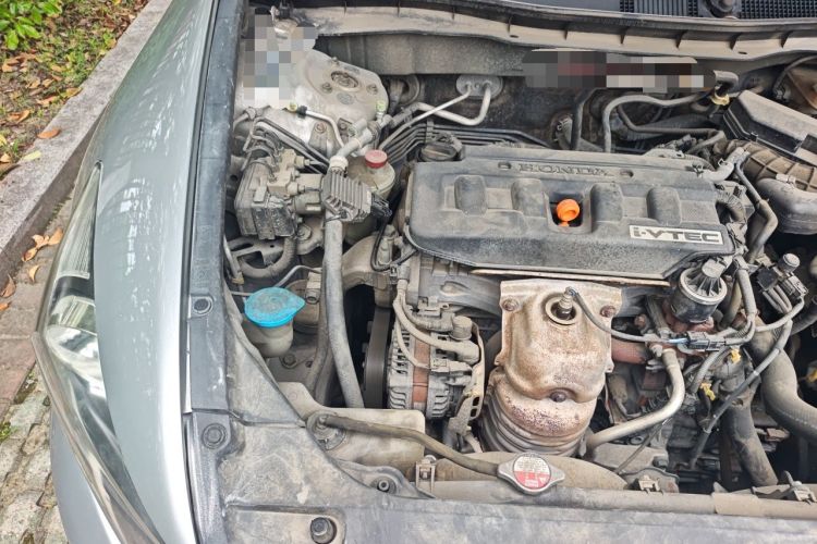 Used Honda Accord 2011 2.0L EX Engine Bay Right