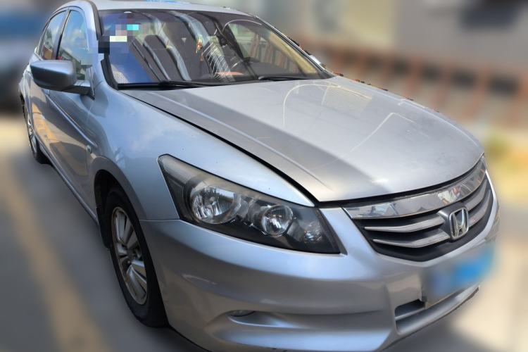 Used Honda Accord 2011 2.4L LX Front Right 45 Deg