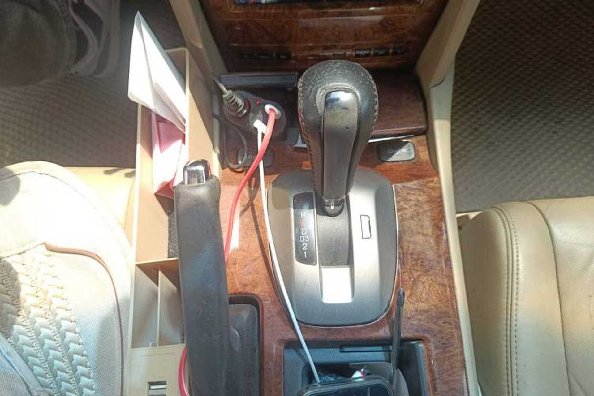 Used Honda Accord 2011 2.4L LX Gear Lever