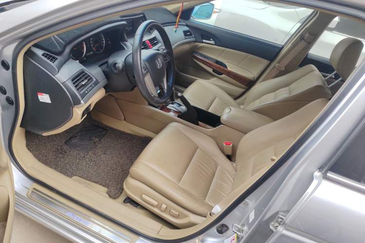 Used Honda Accord 2011 2.4L LX Left Front Seat